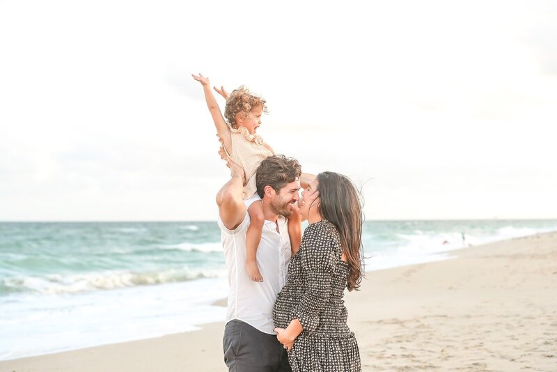 florida-family-beach-smiling
