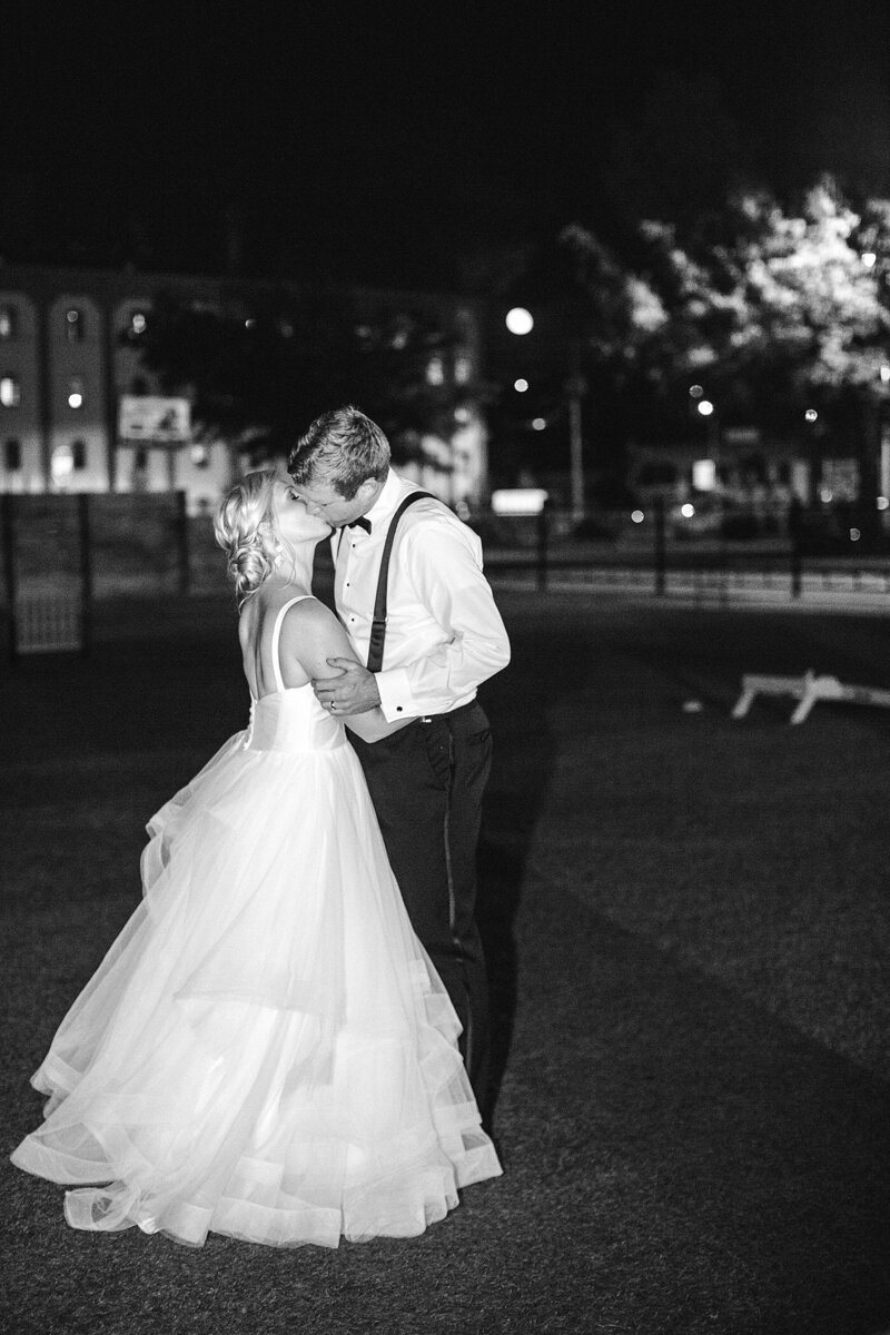 couple kissing by Knoxville Wedding Photographer, Amanda May Photos
