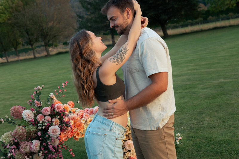 larysa&mitchell-petal-talk-maternity-session-branding-session-chilliwack-bc-151