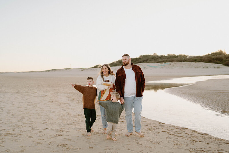 Stokes Family - Redhead Beach - Sweet Valencia Photography-4