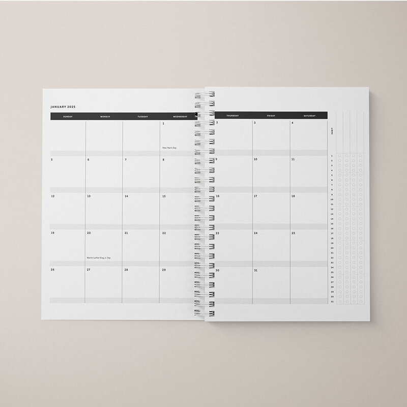 2025-nourished-planner-calendar-spread