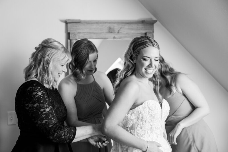 Briar-Barn-Inn-wedding-Kelly-Pomeroy-Photography--9