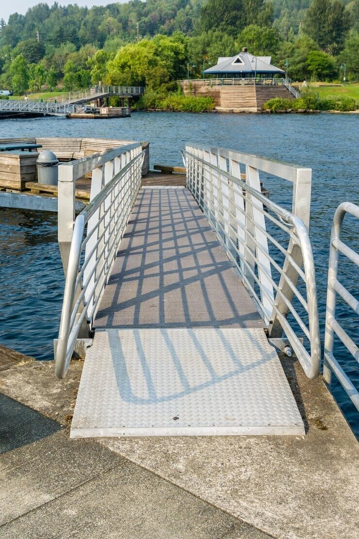 Modern Glass & Aluminum Railings in Boca Raton, South Florida