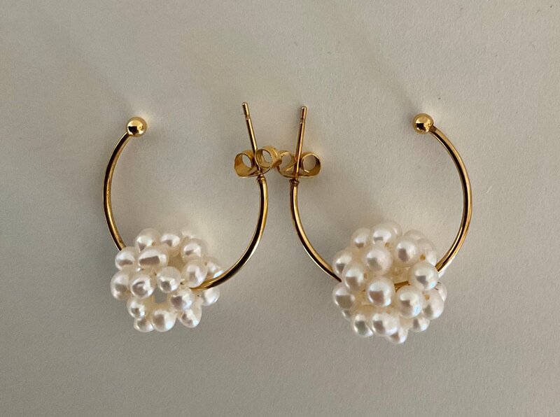 Boucles d'oreille Gabrielle BOULE NACRE RONDE