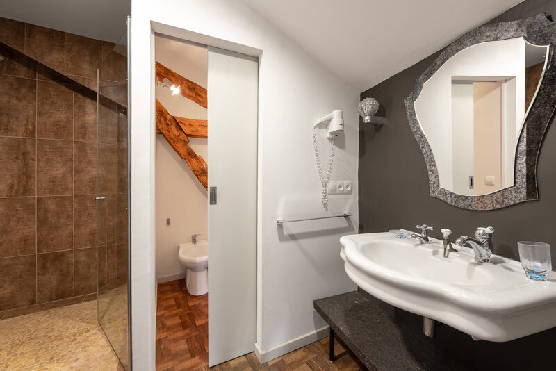 Salle de bain de la chambre Sittele