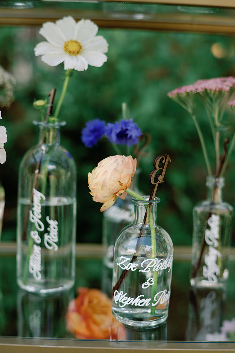 Bud Vase Flower Escort card display
