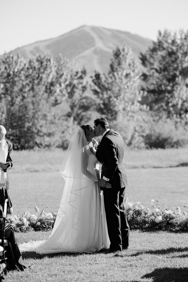 @SofiaDeWolfePhotography-G+K-Previews-4047