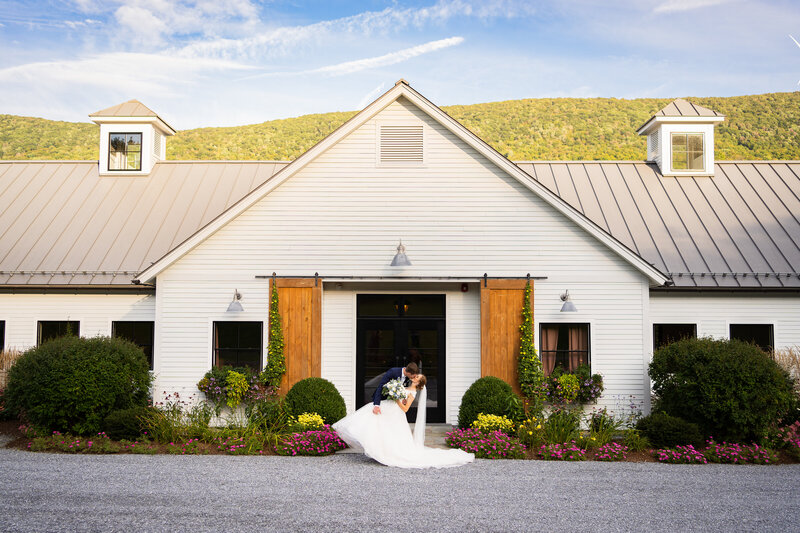 bloom-meadows-berkshire-wedding-photography-62