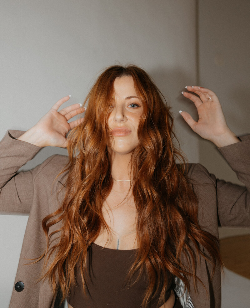 Cara Everts-LIVDN Hair Studio-Extension specialist- Lived in color-handtied hair extentions-modern color-375