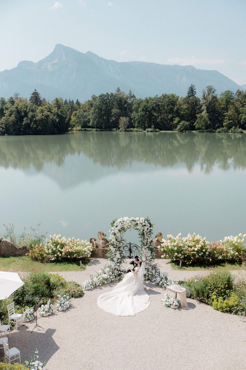 Wedding at Schloss Leopoldskron, Salzburg | Luxury Wedding Photography Austria