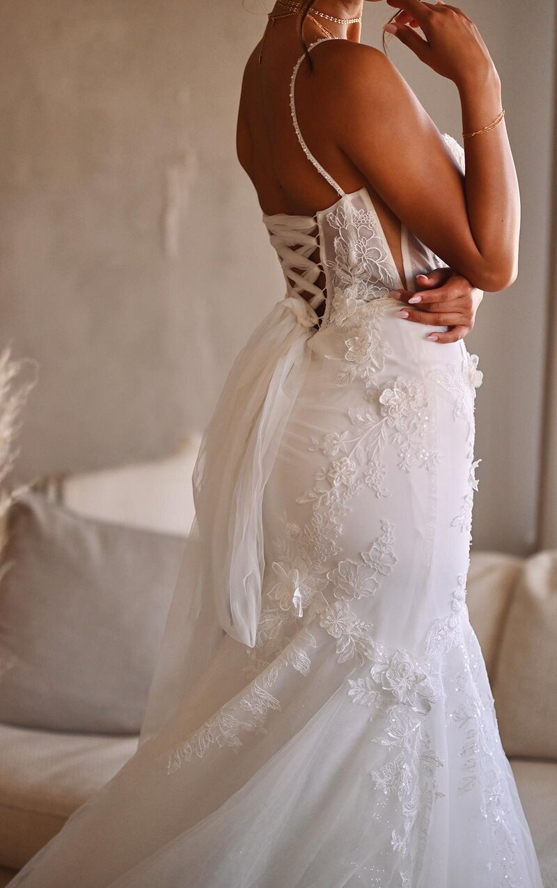 Nunziata Bridal Boutique - Sarnia, Ontario - Martina Liana 1488-2