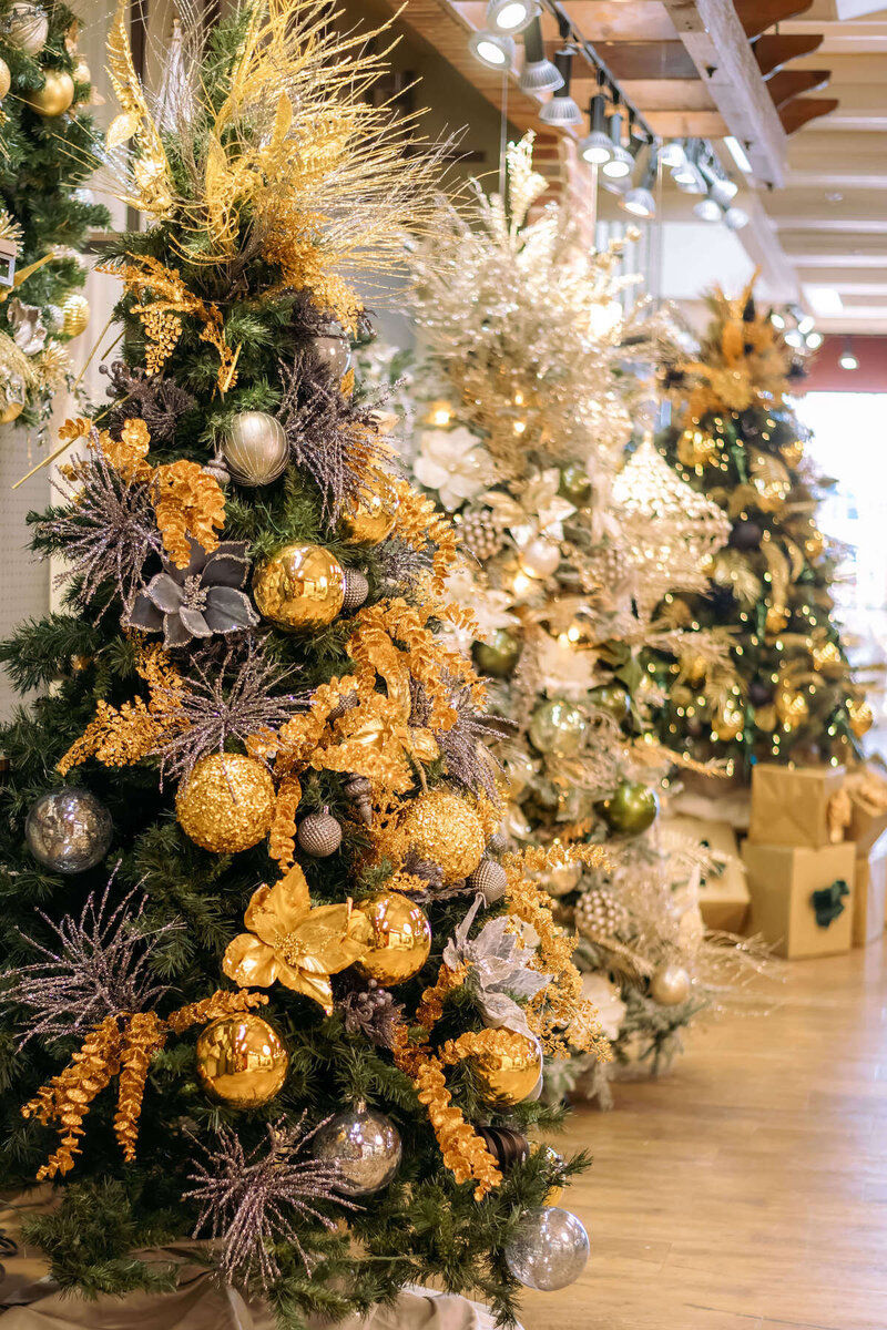 Nadine De Leon Designs Holiday Decor