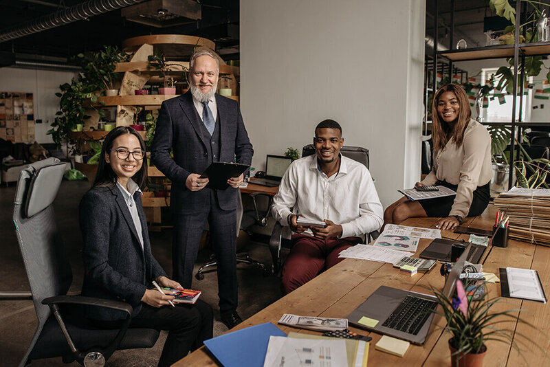 Business Management services to meet all your Canadian Book-keeping, Accounting, and Payroll needs by Ross Professional Corporation.