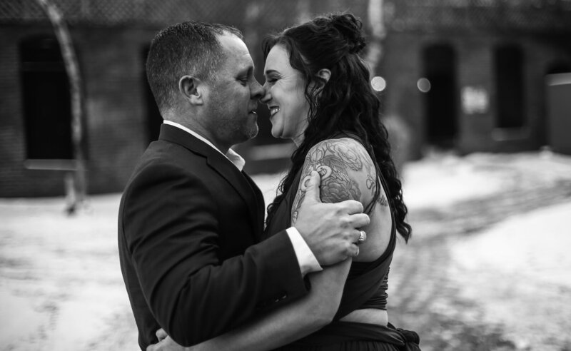 Erie-Pa-Wedding-Photography-Engagement-Photos-15