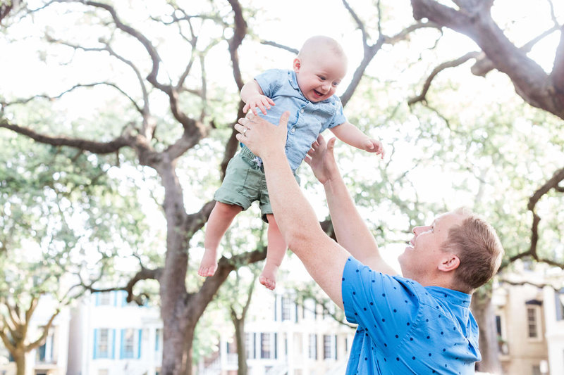 Family session in Historic Savannah by Apt. B Photography
