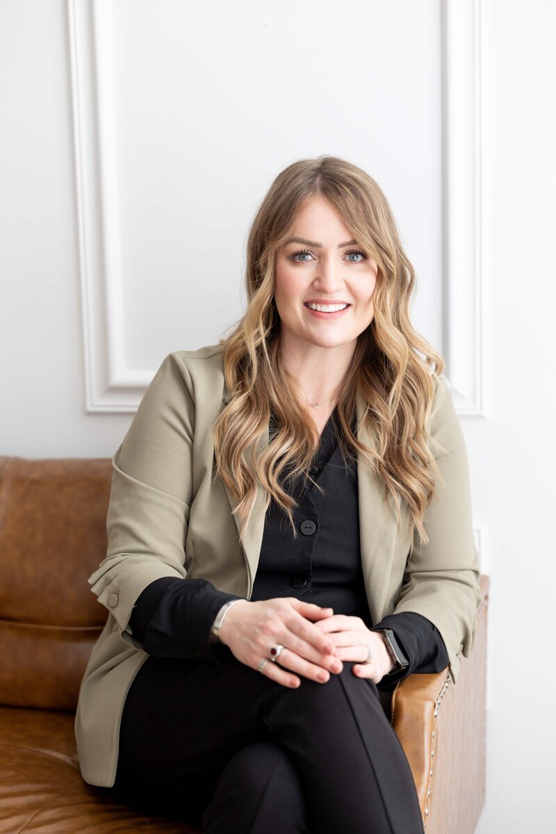 JanelleRuckerHeadshots-14