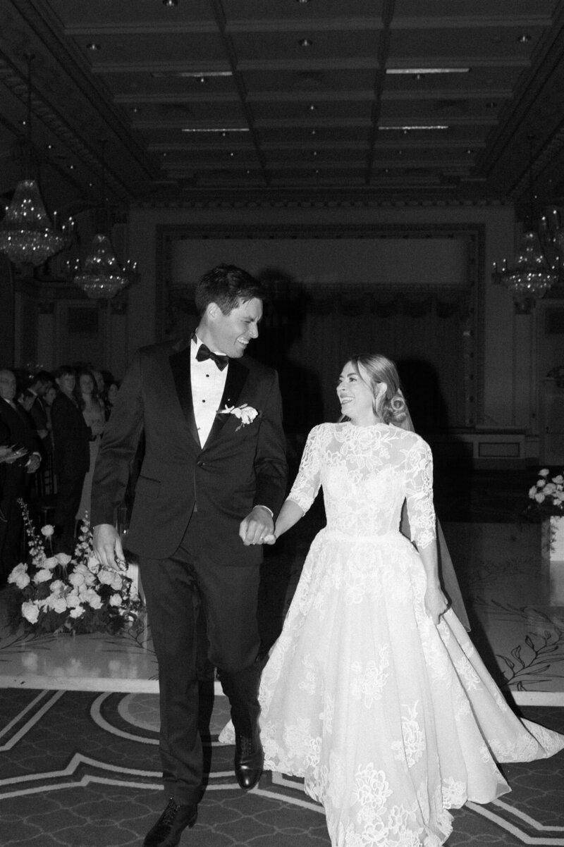 wedding-chateau-frontenac-fairmont-julia-garcia-prat-quebec-luxury-wedding-photographer-29_websize
