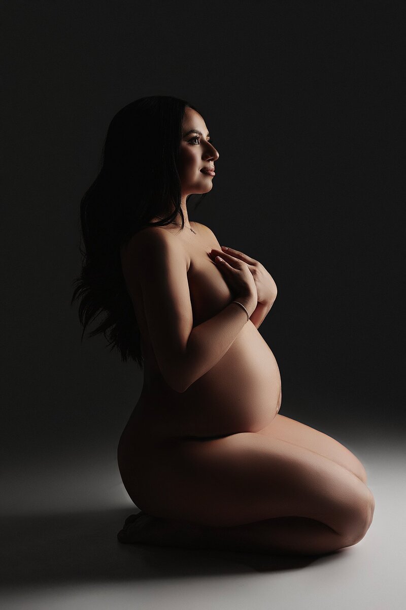 Stunning maternity images in Austin