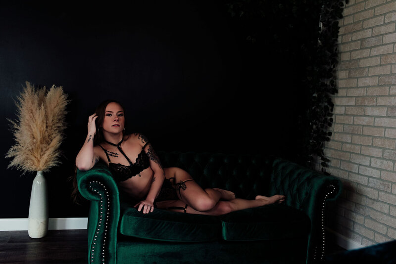 boudoirsessionmichigan-KearstynMeyers-93