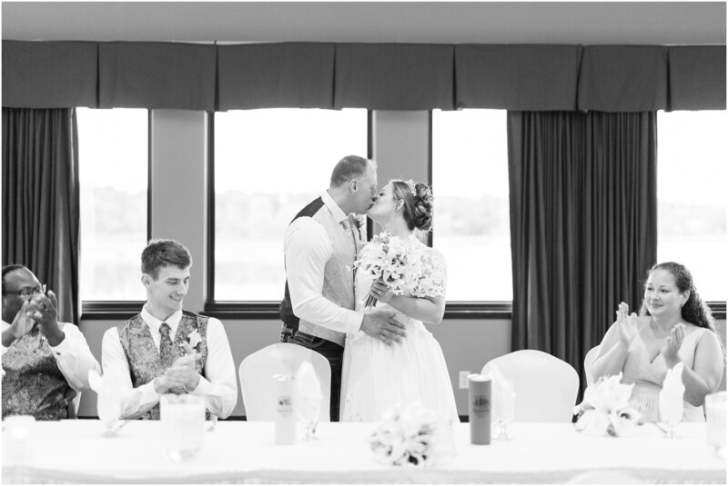 BREEZY POINT WEDDING - KENDRA LAUCK PHOTOGRAPHY_0066