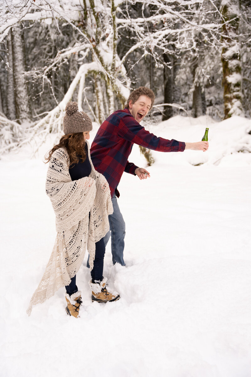 Portland-Oregon-Couples-Photographer-101