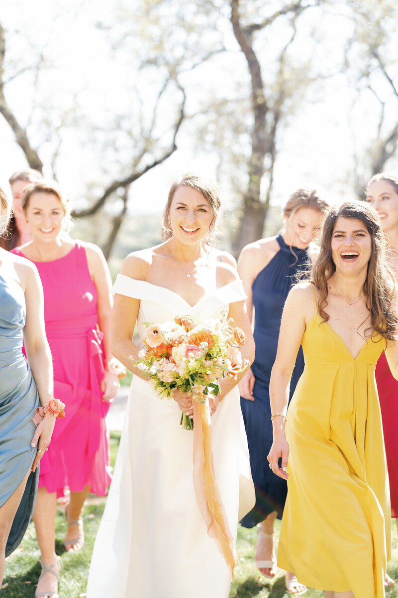 Wedding party photos beneath oak trees at Canyonwood Ridge