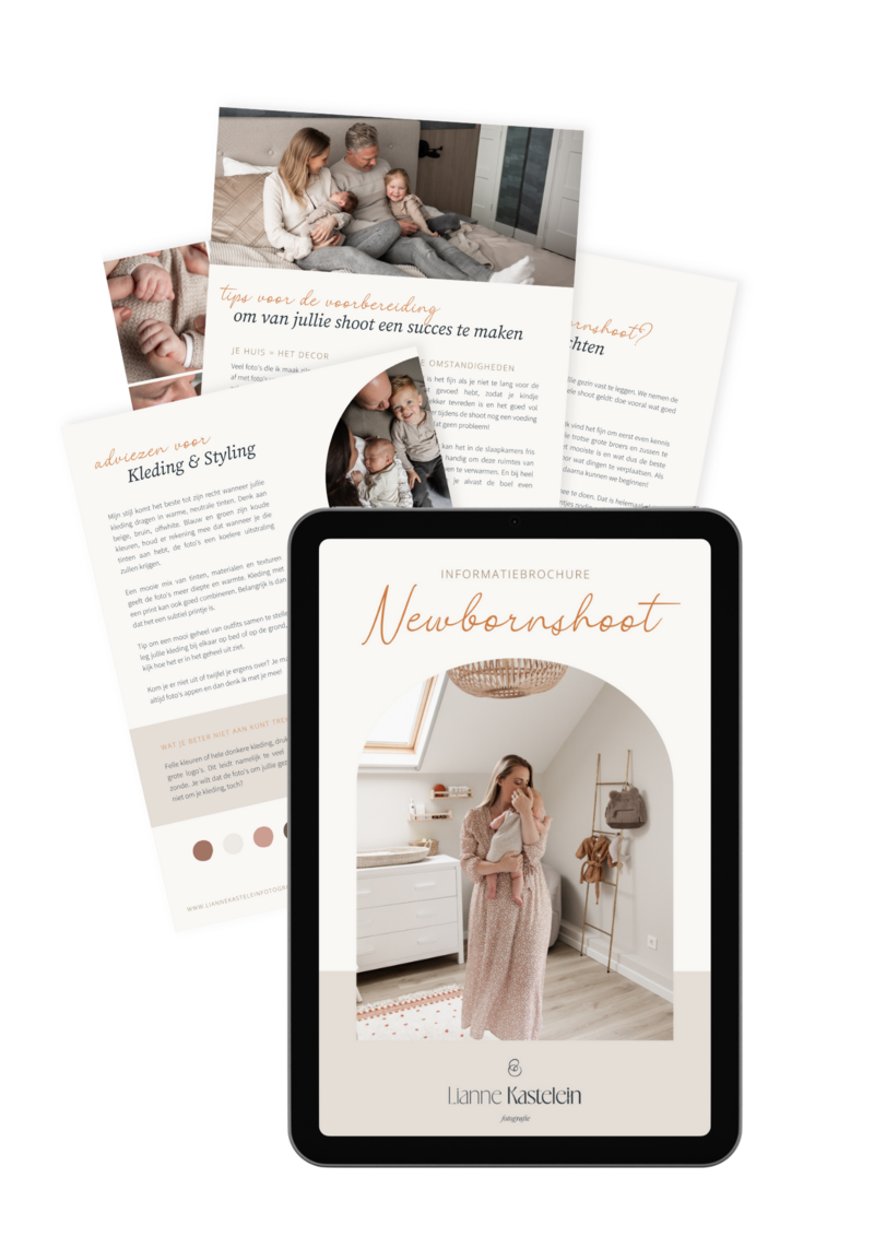 Mock-up van de informatiebrochure over newbornshoots – professionele gezinsfotografie door Lianne Kastelein Fotografie in Alphen aan den Rijn