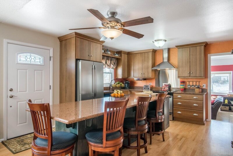 4985 Easley kitchen