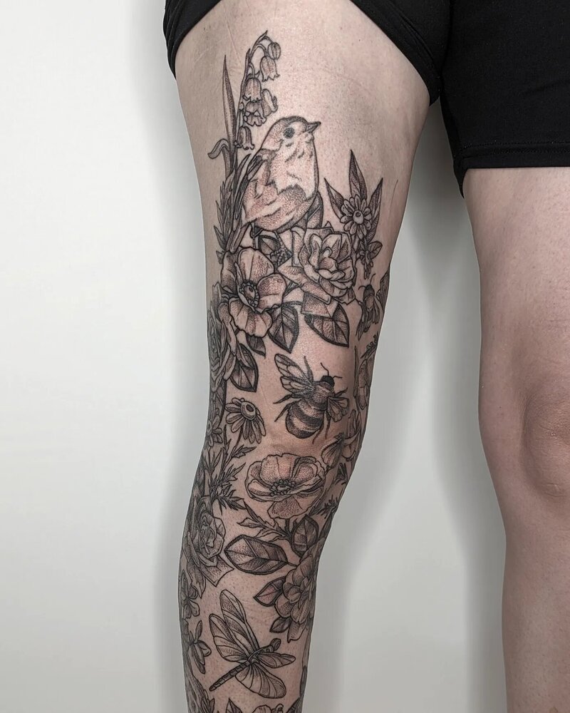 black-and-grey-leg-sleeve