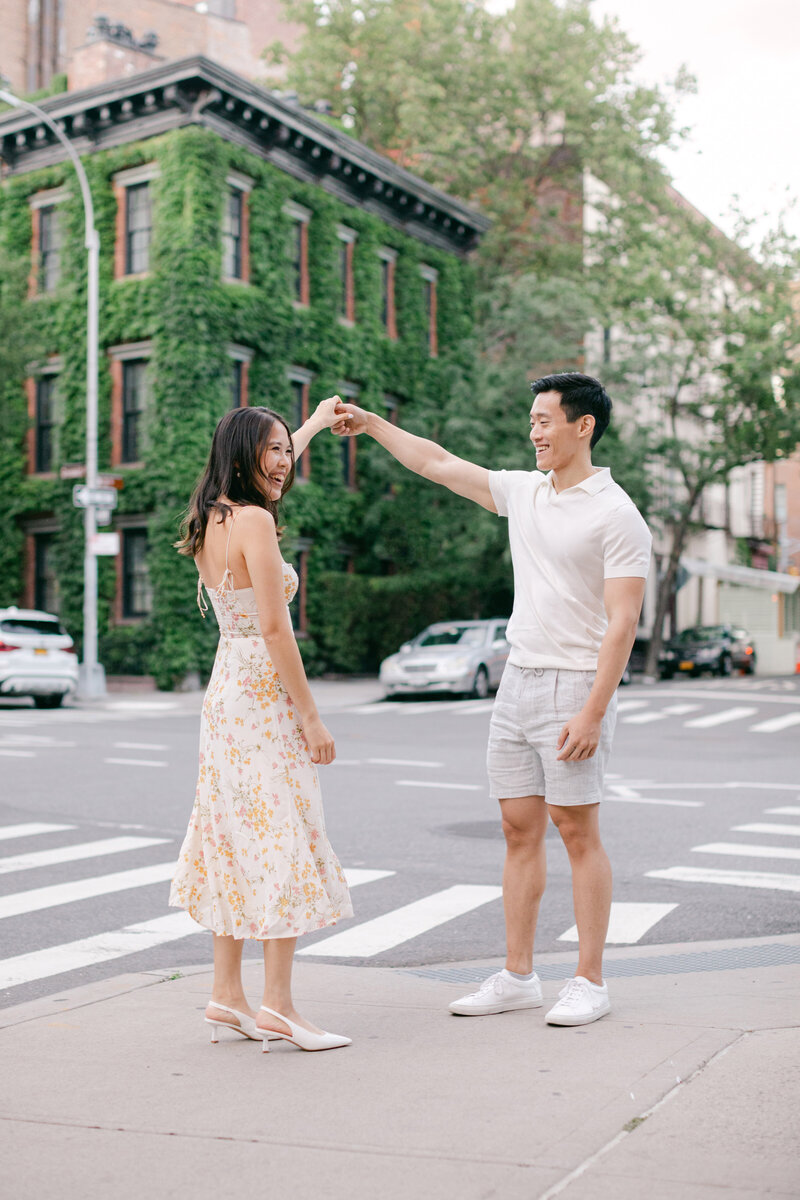 nyc-engagement-session-photos-15