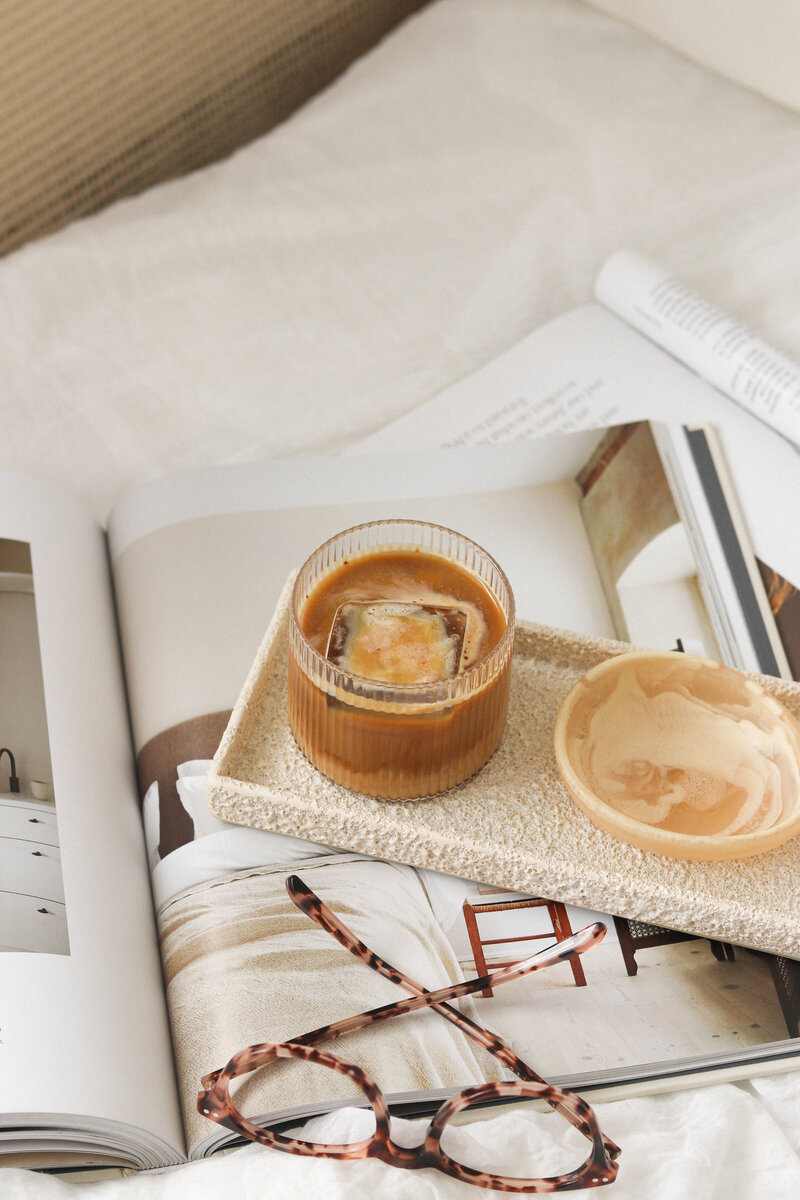 STOCKPHOTOSCOFFEEANDBED-06