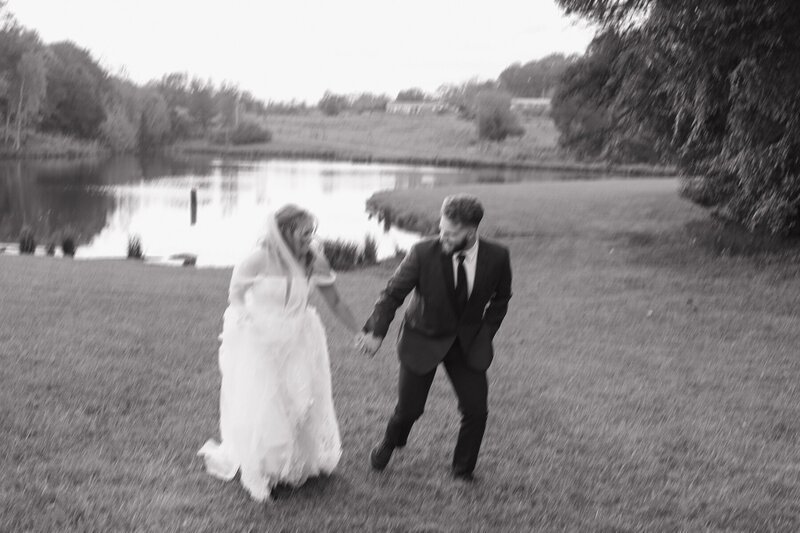 north-carolina-wedding-photographer-stephanie-small-weddings-00023