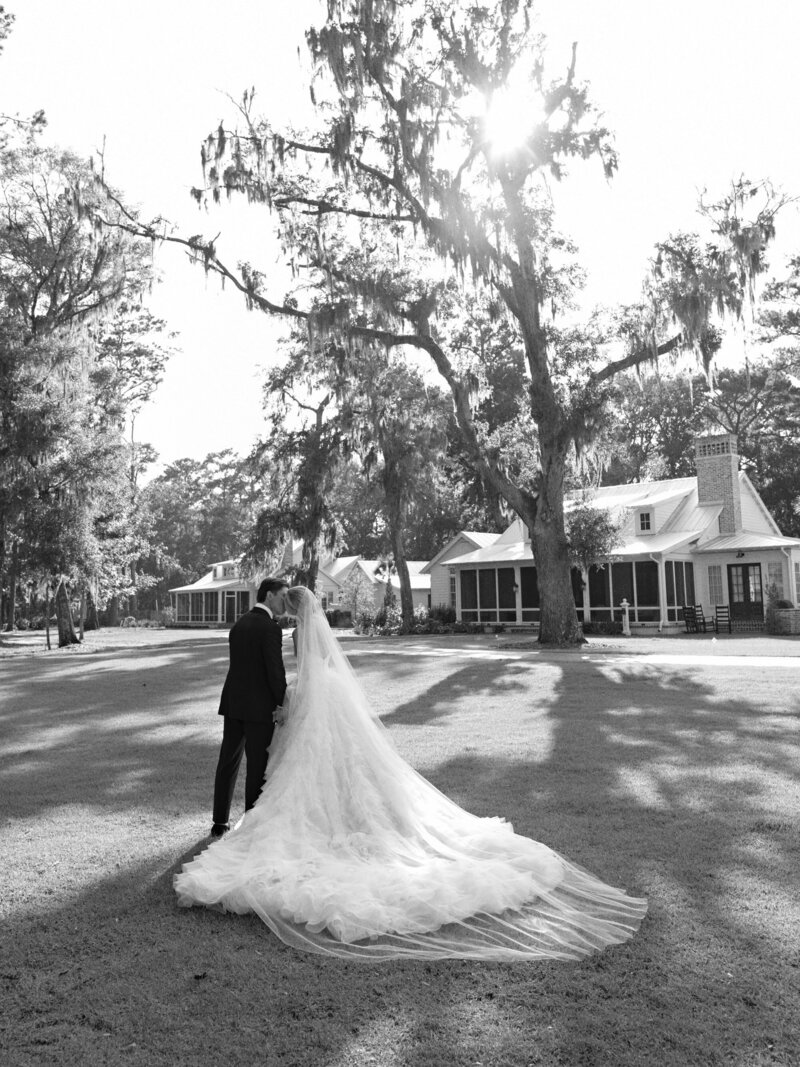 RyanRay-wedding-photography-montage-palmetto-bluff-047
