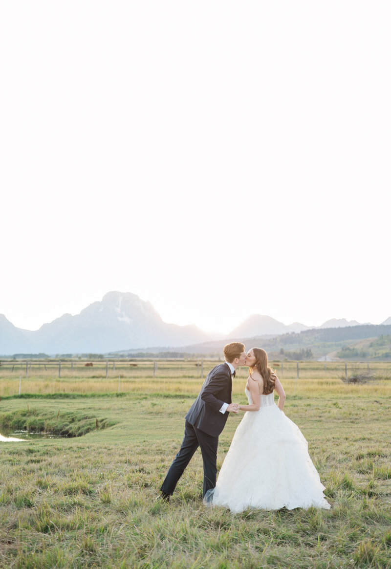 wyoming bride and groom