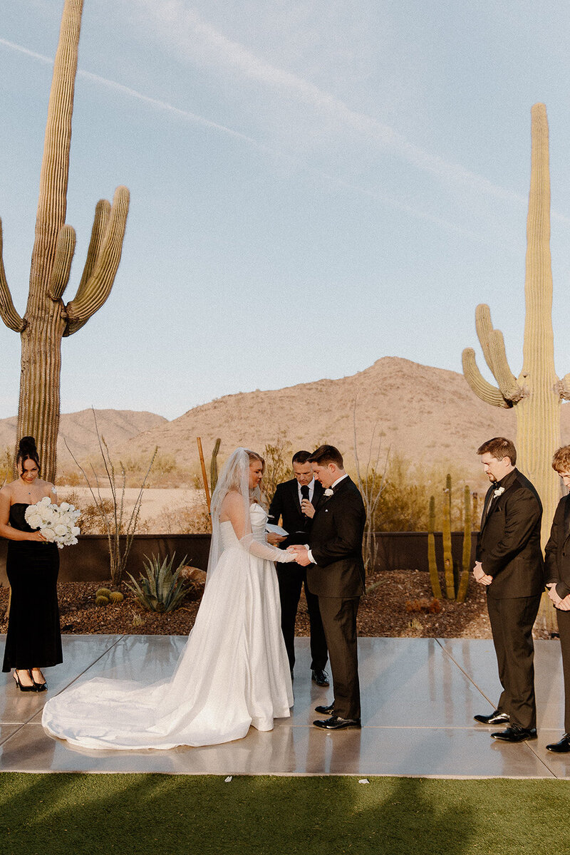 kelsey-kohl-wedding-preview-taylorraephotofilm-97