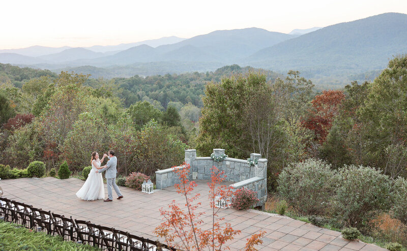 Bride and Groom dance at Something Blue Mountain Venue