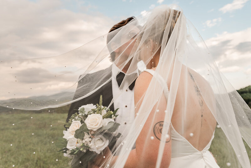 McKenzie & Luke_s Wedding Previews-78