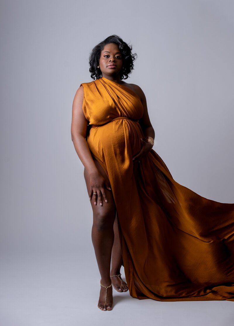 Maryland Maternity Photographer - Snapzbytie Photography - Mom Empowered in Gold Fabric