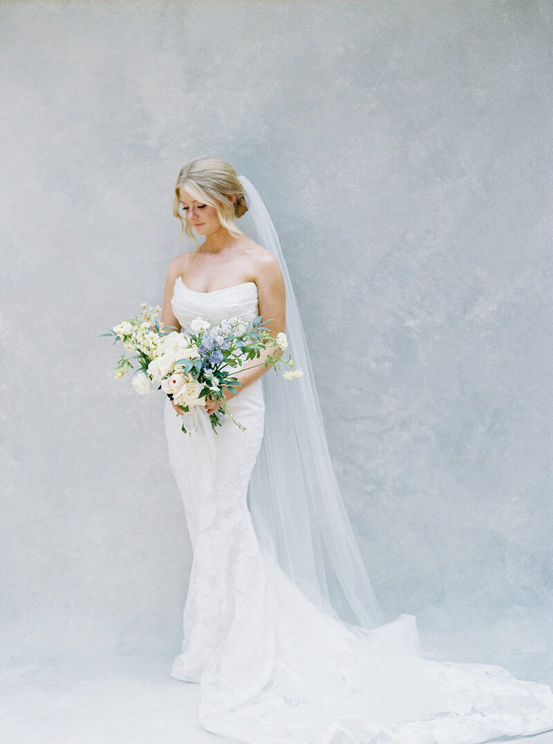 Charlottesville bride posing