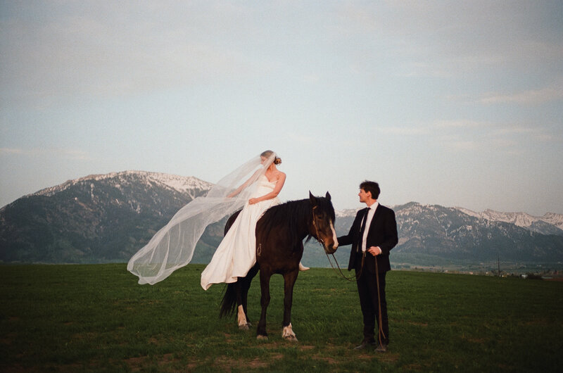 film wyoming elopement - lizarrietaphotography-13