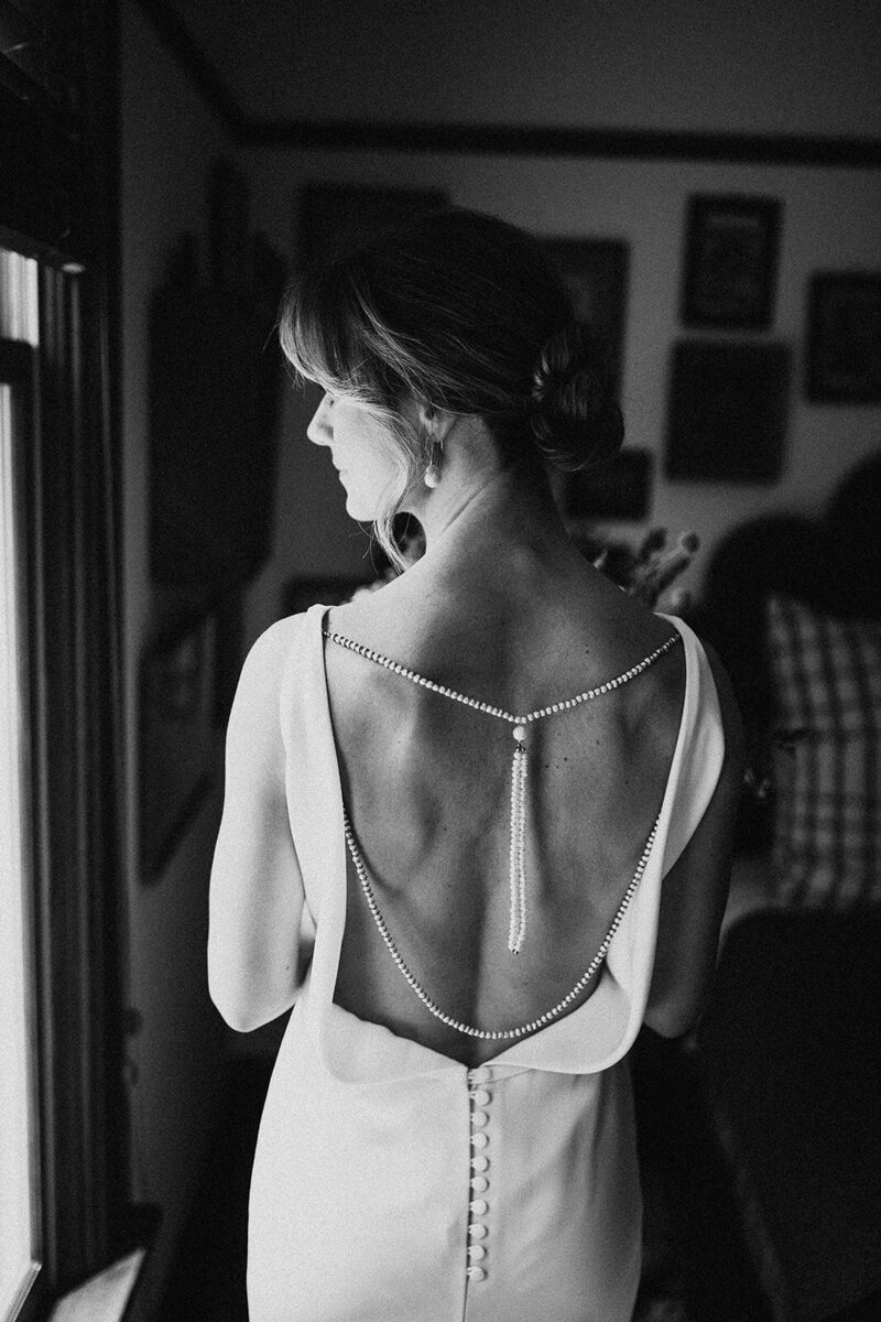 Burlington, Wisconsin wedding photographerMara_GettingReady_0199