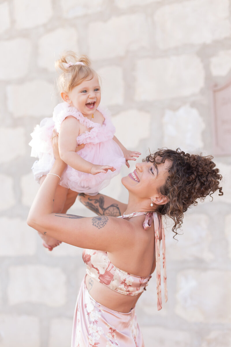 JanelleStephaniePhotography-KianaandRosabella-SantaBarbaraMission-11