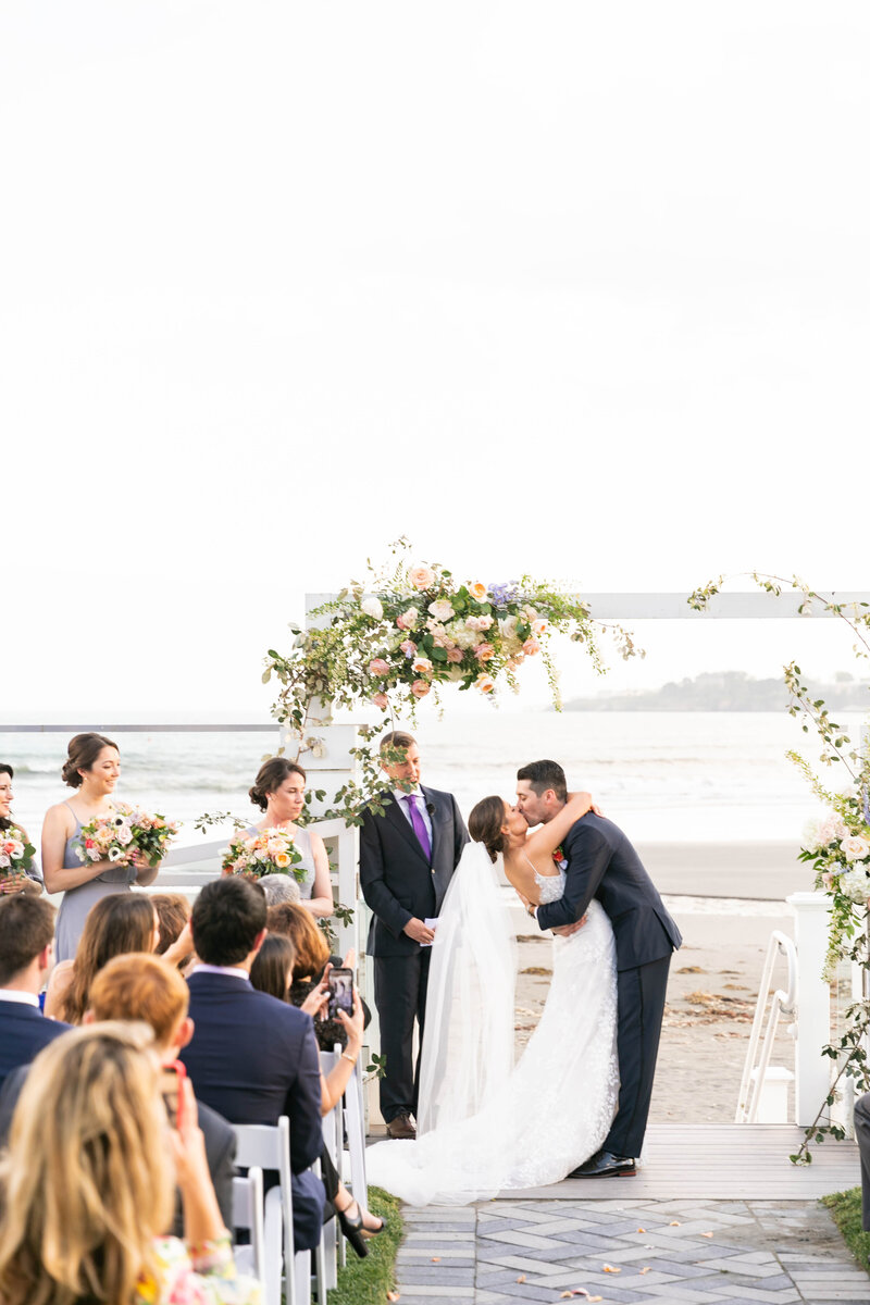 2022June17th-wedding-newport-beach-house-rhode-island-kimlynphotography0984