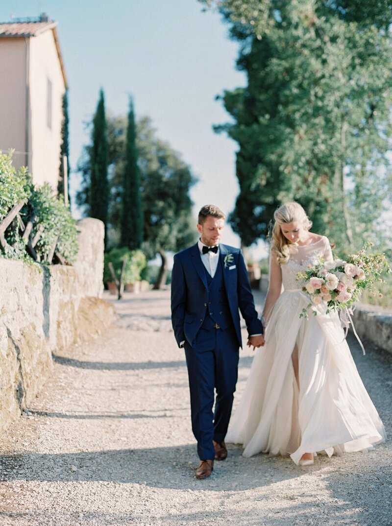 Borgo-di-Tragliata-Wedding-by-Laura-Gordon-and-House-of-Hannah-Events_0026