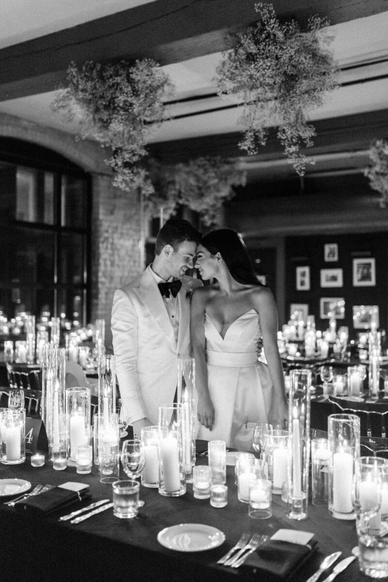 515-Storys-Building-Toronto-Canada-Raquel-Matthew-Wedding-35