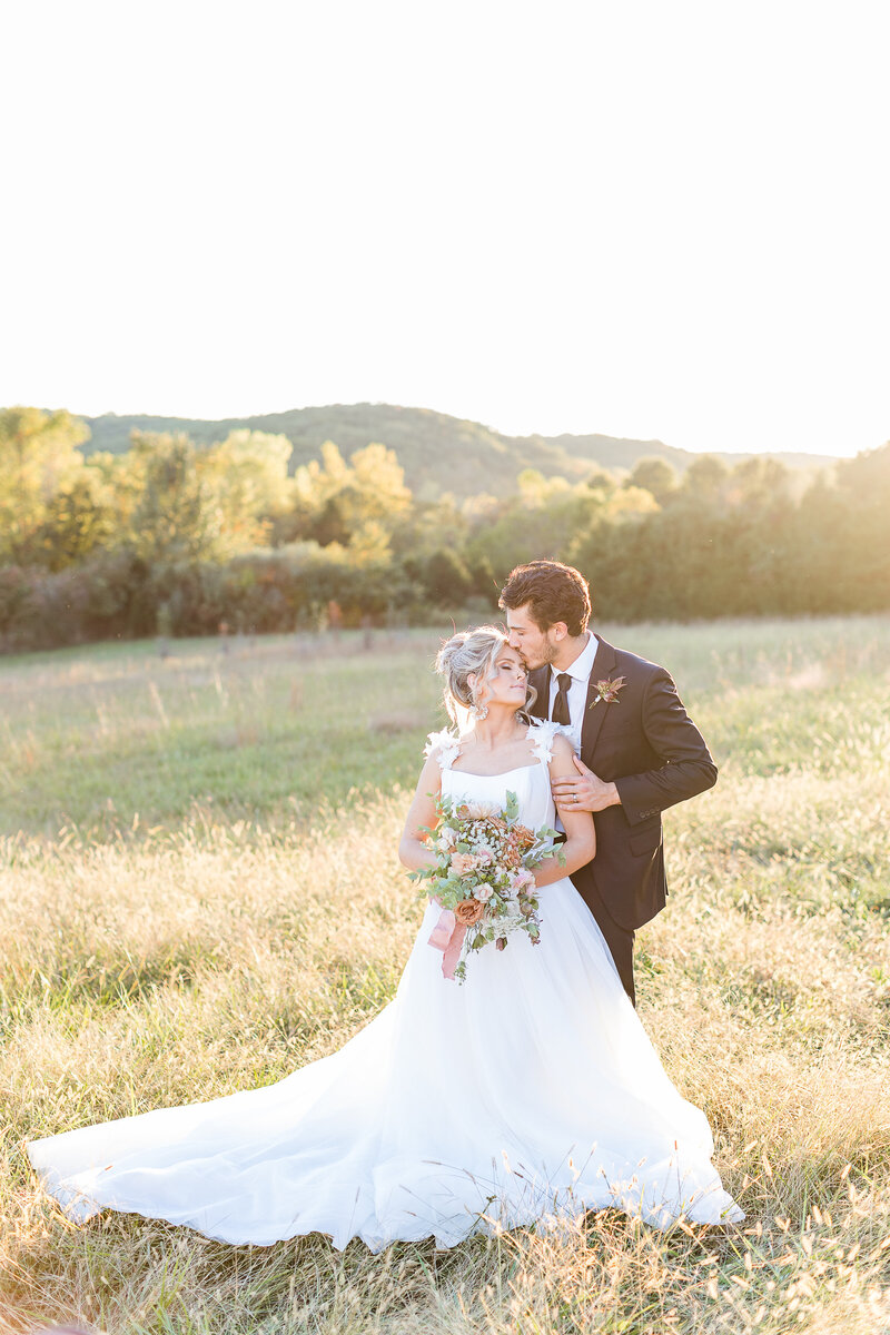 St. Louis Missouri Wedding Photographer at Westwind Hills