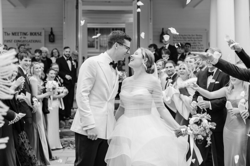 bride-groom-flower-toss
