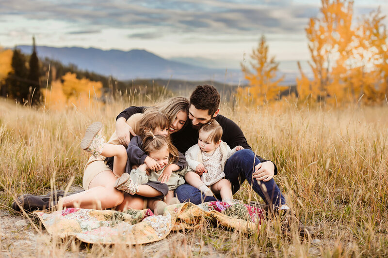 flathead+valley+family+photographer+_+valerie+clement+photography+_+maternity+_+family+_+baby+_+child+_+photography+studio+_+outdoor+photo+session+kalispell+mt