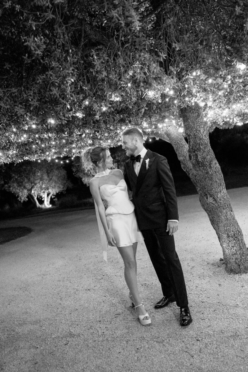 New York couple  in modern, natural documentary wedding photography style