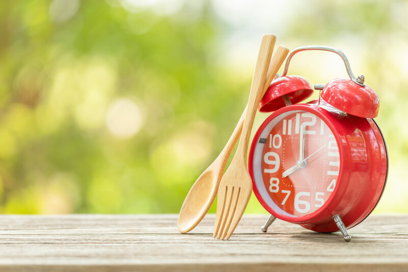 https://static.showit.co/file/pd-Jz7I9TJy_BHphfdjfzQ/175695/vecteezy_red-alarm-clock-fork-and-spoon-on-wooden-table-with-green_6037262_196.jpg